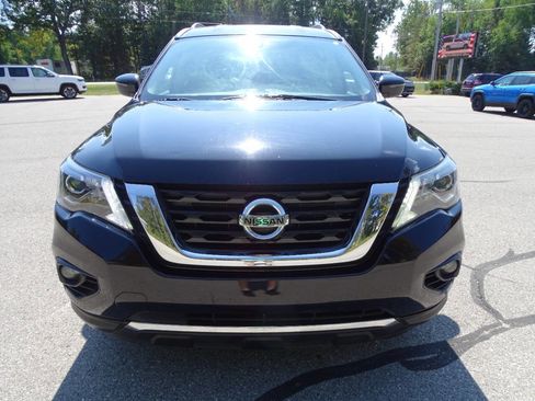 Used 2019 Nissan Pathfinder SV image 5