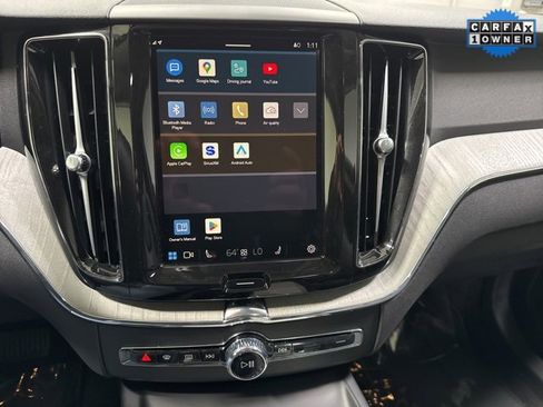 Used 2025 Volvo XC60 B5 Plus image 17