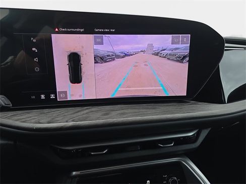 Certified 2025 Audi Q5 Premium w/ Convenience Package image 23