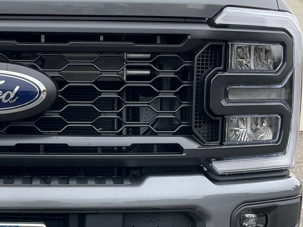 New 2025 Ford F350 XL w/ STX Appearance Package AWD/4WD image 76