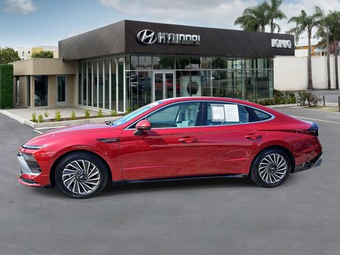 Certified 2025 Hyundai Sonata SEL image 6