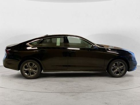 New 2025 Honda Accord EX-L image 6