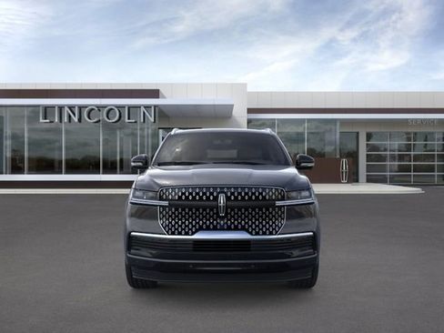 New 2026 Lincoln Navigator L Reserve AWD/4WD image 6
