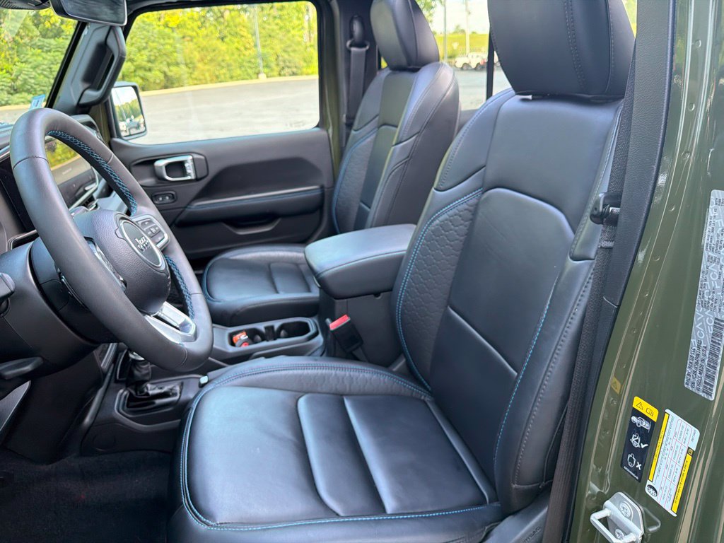 Used 2024 Jeep Wrangler High Altitude AWD/4WD image 47