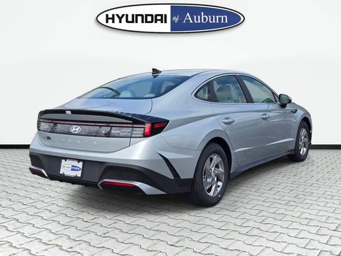 New 2026 Hyundai Sonata SE FWD image 5