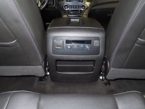 Used 2018 Chevrolet Tahoe LT image 24