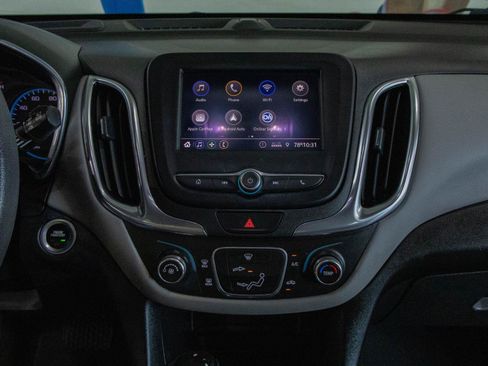 Used 2020 Chevrolet Equinox LS FWD image 4
