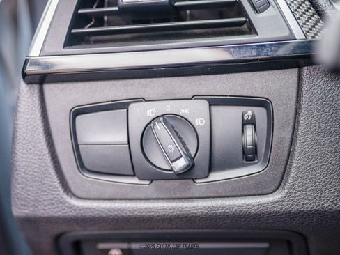 Used 2018 BMW M3 image 22