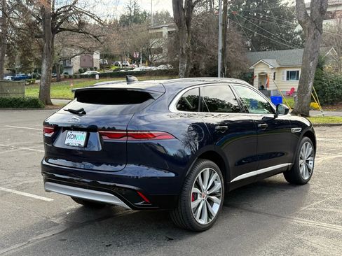 Used 2022 Jaguar F-PACE S image 6