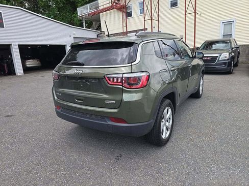 Used 2020 Jeep Compass Latitude w/ Popular Equipment Group AWD/4WD image 3