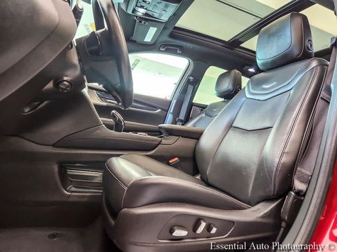 Certified 2023 Cadillac XT5 Premium Luxury AWD/4WD image 9