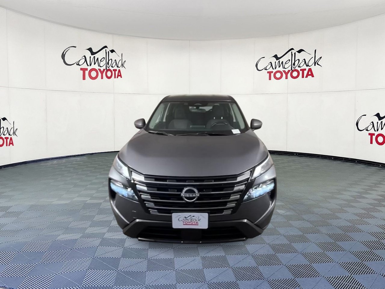 Used 2025 Nissan Rogue SV FWD image 5