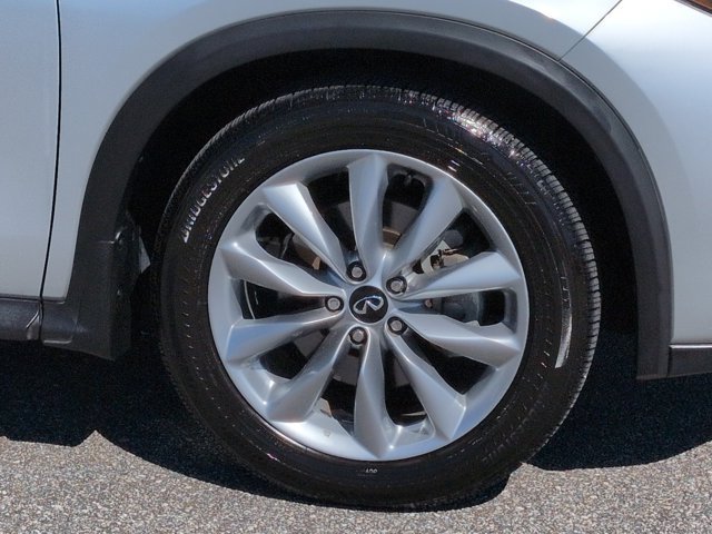 Used 2021 INFINITI QX50 Essential FWD image 12