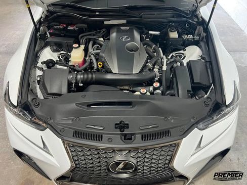Used 2018 Lexus IS 300 image 16