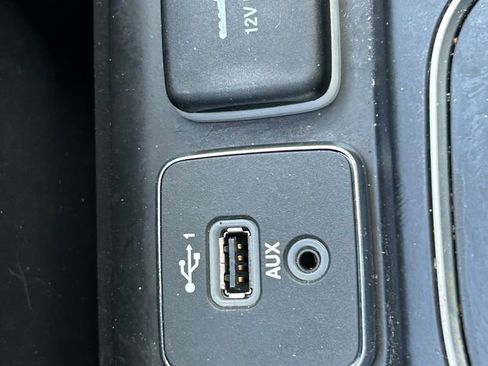 Used 2021 Jeep Cherokee Latitude Lux image 27