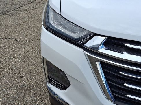 Certified 2023 Chevrolet Traverse LT image 28