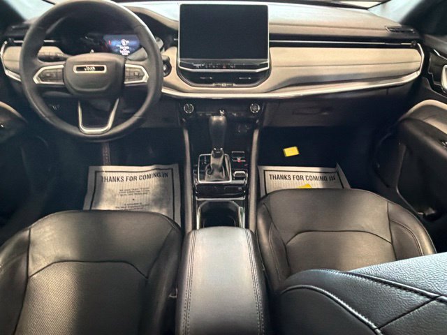 Used 2023 Jeep Compass Limited w/ Sun and Sound Group AWD/4WD image 16