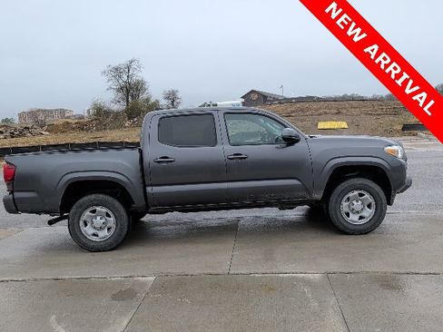 Used 2023 Toyota Tacoma SR image 2
