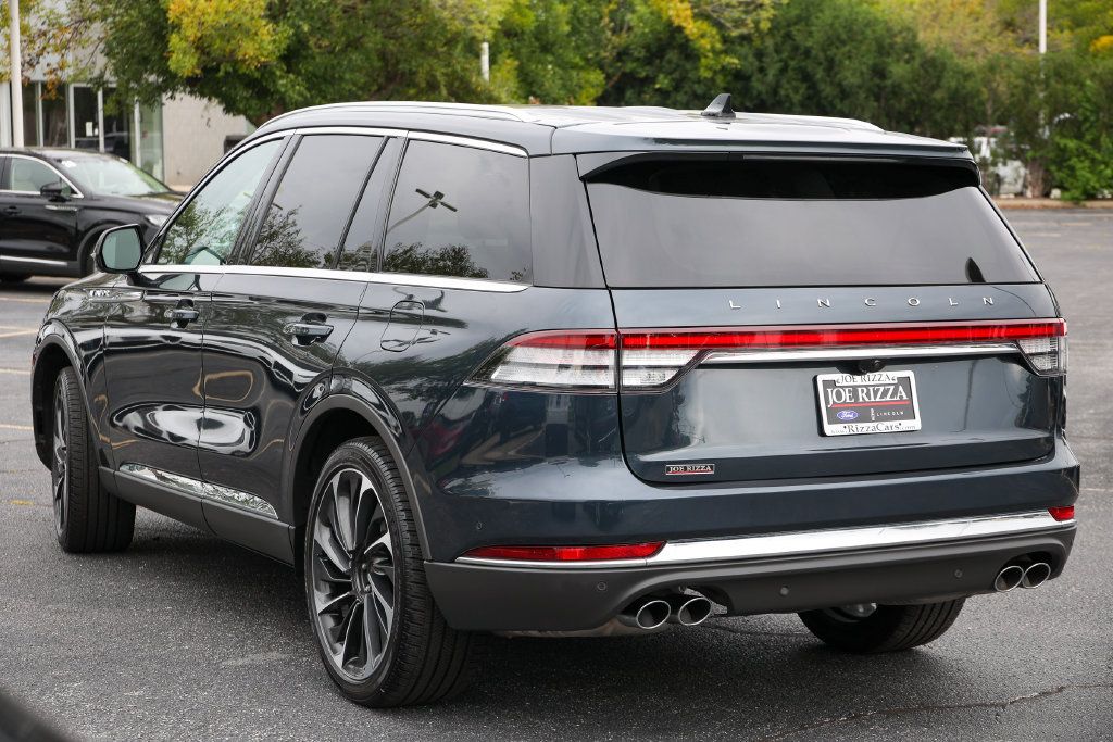 Used 2023 Lincoln Aviator Reserve w/ Equipment Group 201A AWD/4WD image 17
