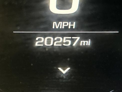 Used 2021 Chevrolet Camaro ZL1 RWD image 48