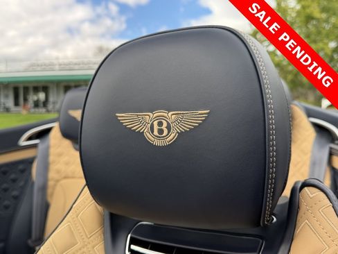 Used 2023 Bentley Continental GT Azure image 39