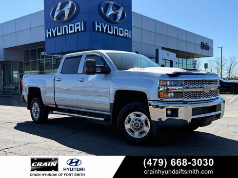 Used 2019 Chevrolet Silverado 2500 LT w/ LT Convenience Package image 1