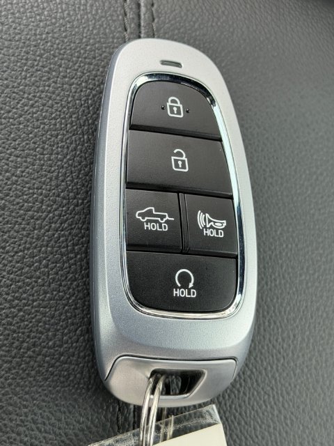 Used 2023 Hyundai Santa Cruz Limited w/ Cargo Package AWD/4WD image 32