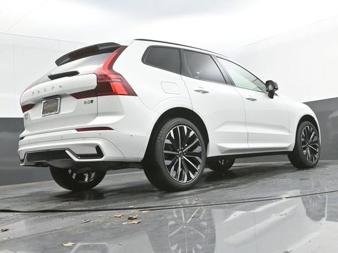 New 2026 Volvo XC60 B5 Ultra w/ Protection Package Premier image 29