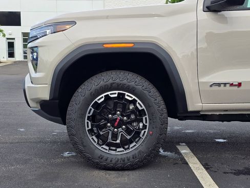 New 2026 GMC Canyon AT4 w/ AT4 Premium Package AWD/4WD image 28