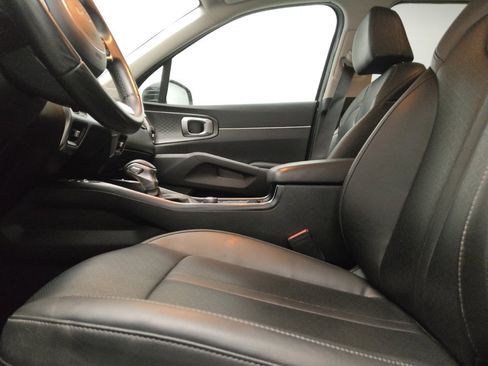 Used 2022 Kia Sorento S FWD image 18