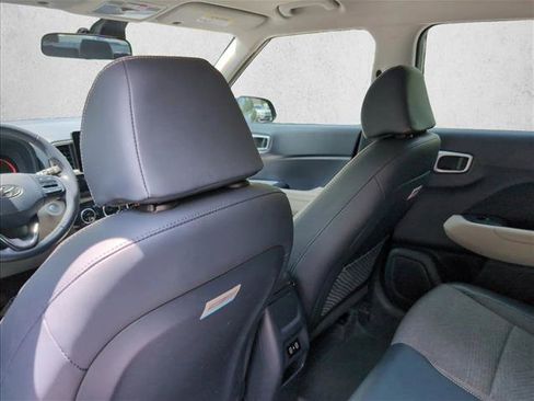 Certified 2024 Hyundai Venue Limited FWD image 16
