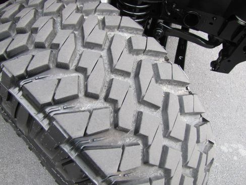 Used 2018 Jeep Wrangler Unlimited Sport S AWD/4WD image 26