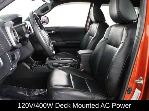 Used 2018 Toyota Tacoma TRD Off-Road image 10