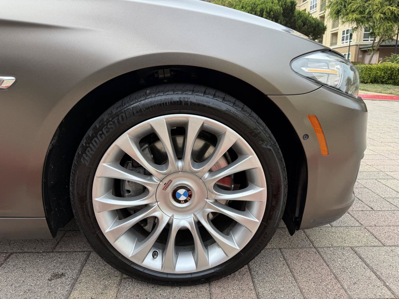 Used 2015 BMW 550i Sedan RWD image 33