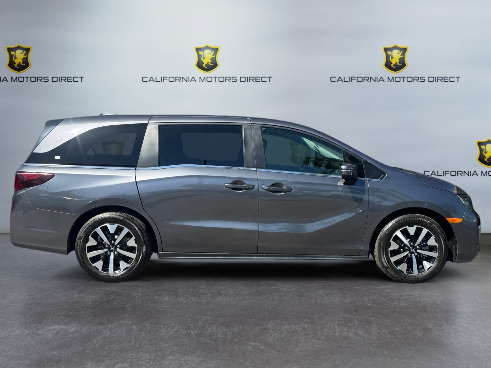 Used 2025 Honda Odyssey EX-L image 6