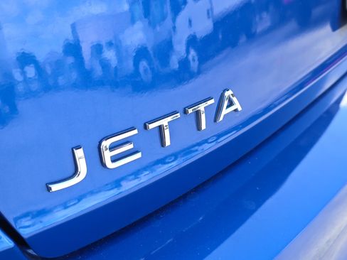 Used 2024 Volkswagen Jetta Sport FWD image 10