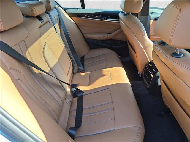Used 2018 BMW 530e w/ Premium Package 2 RWD image 21