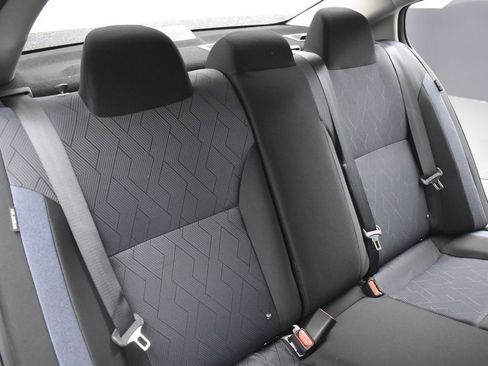 New 2025 Nissan Versa SV w/ Trunk Package image 21