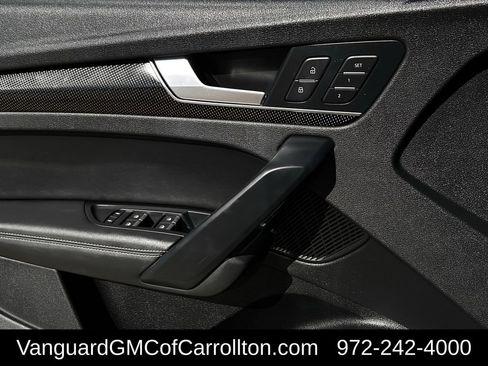 Used 2019 Audi SQ5 Premium Plus w/ Premium Plus Package image 23