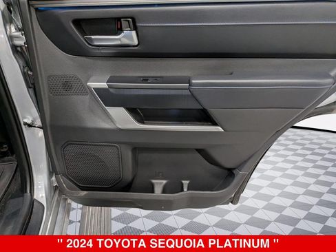 Used 2024 Toyota Sequoia Platinum AWD/4WD image 31
