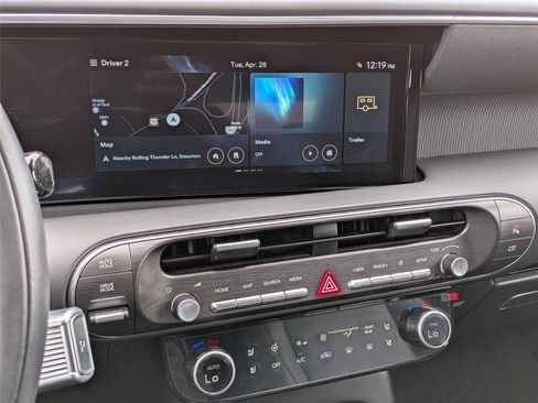 Used 2026 Hyundai Palisade Calligraphy FWD image 12