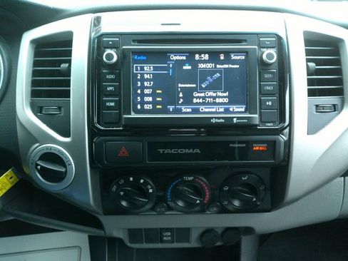 Used 2015 Toyota Tacoma TRD Sport w/ TRD Sport Package image 14