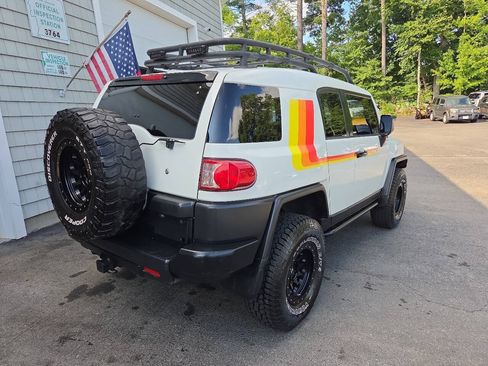 Used 2008 Toyota FJ Cruiser 4WD image 25
