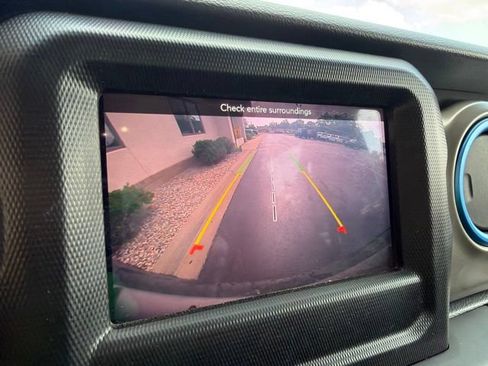 Used 2020 Jeep Wrangler Unlimited Sport S AWD/4WD image 25