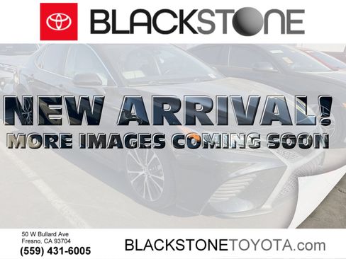 Certified 2019 Toyota Camry SE FWD image 1