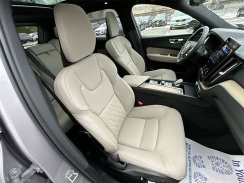 New 2026 Volvo XC60 B5 Plus w/ Climate Package image 25