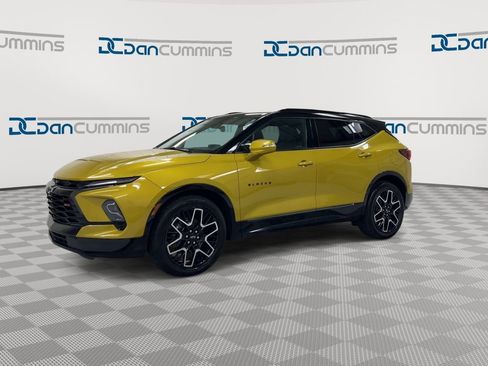 Used 2023 Chevrolet Blazer RS w/ Enhanced Convenience Package AWD/4WD image 4