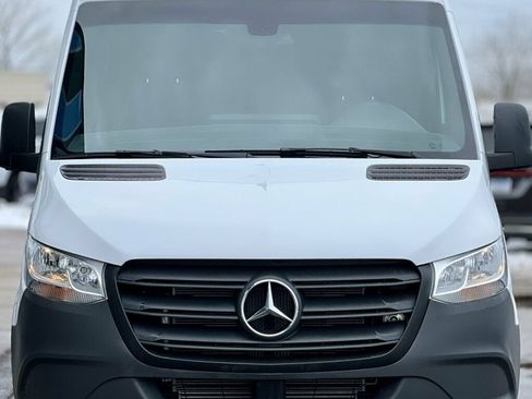 Used 2024 Mercedes-Benz Sprinter 3500 image 6