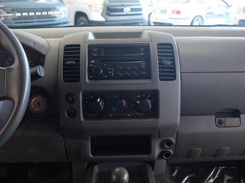 Used 2007 Nissan Frontier XE w/ Preferred Pkg RWD image 20