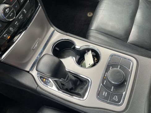 Certified 2019 Jeep Grand Cherokee Limited AWD/4WD image 21